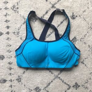 Victoria’s Secret VSX Sports Bra with padding 34B